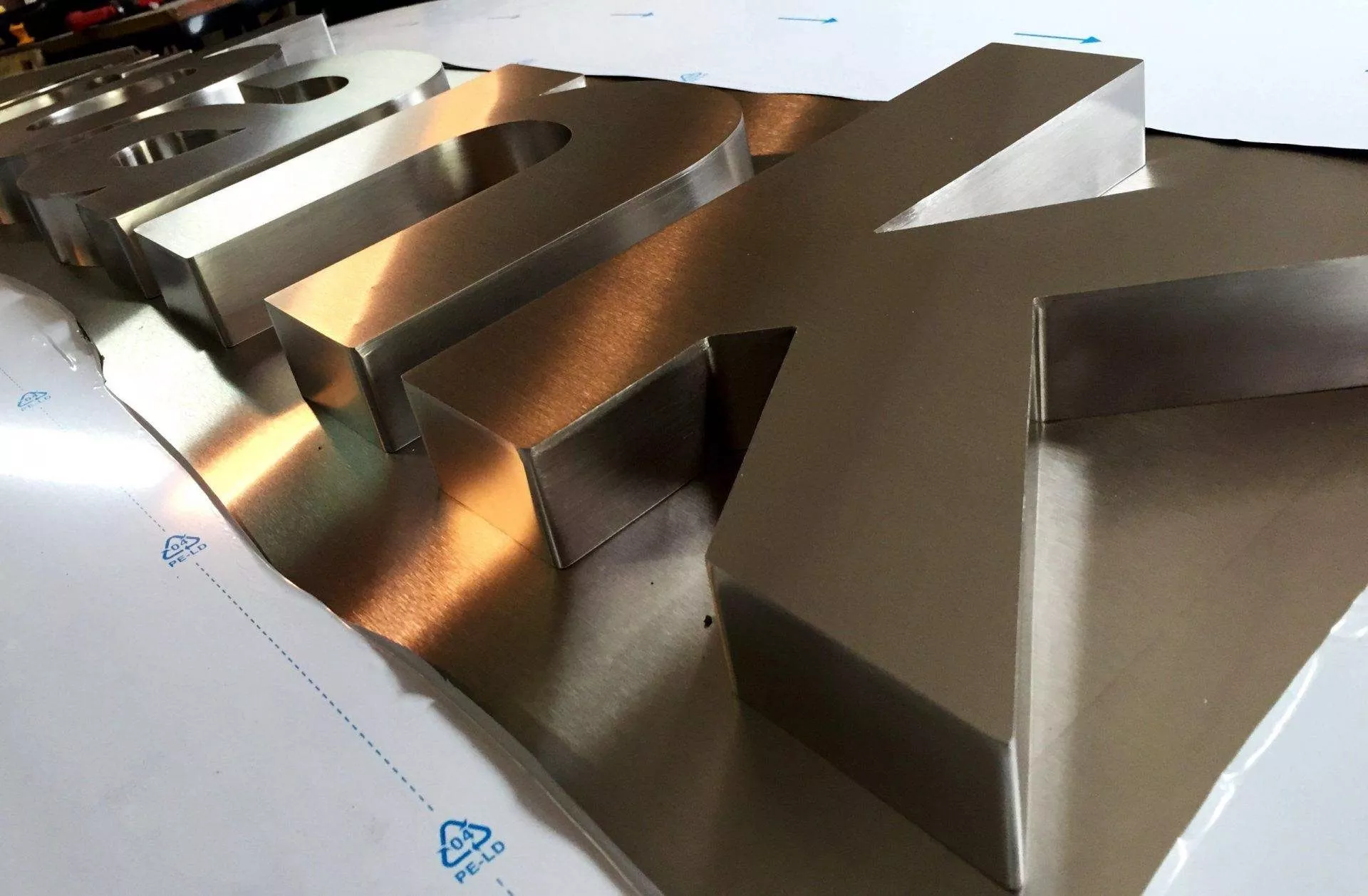 Letras Corpóreas y 3D - letras corpóreas y rótulos 3D - Rotusil Madrid (64)